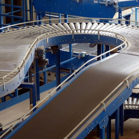 6 Factors To Consider Before Selecting A Gravity Roller Conveyor