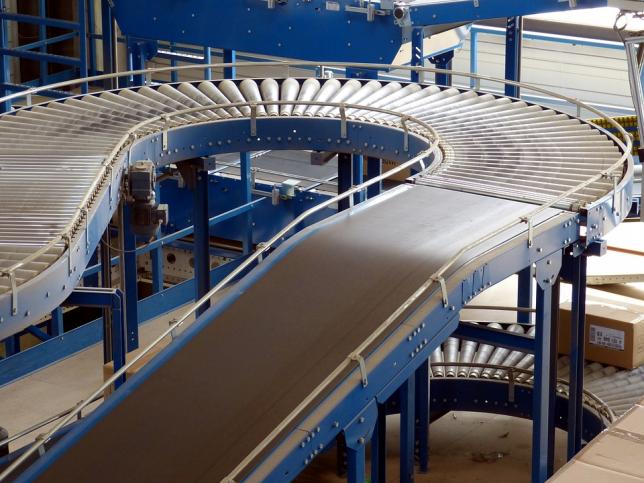 The Inner Workings of the Belt Conveyor